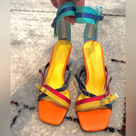 MUYISEXI Gold Heels Strappy Sandals - Picture 6 of 13